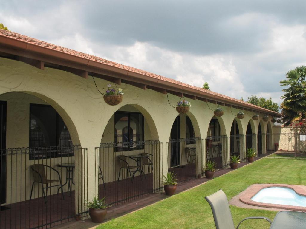 Captains Quarters Motor Inn Cambridge Exterior foto
